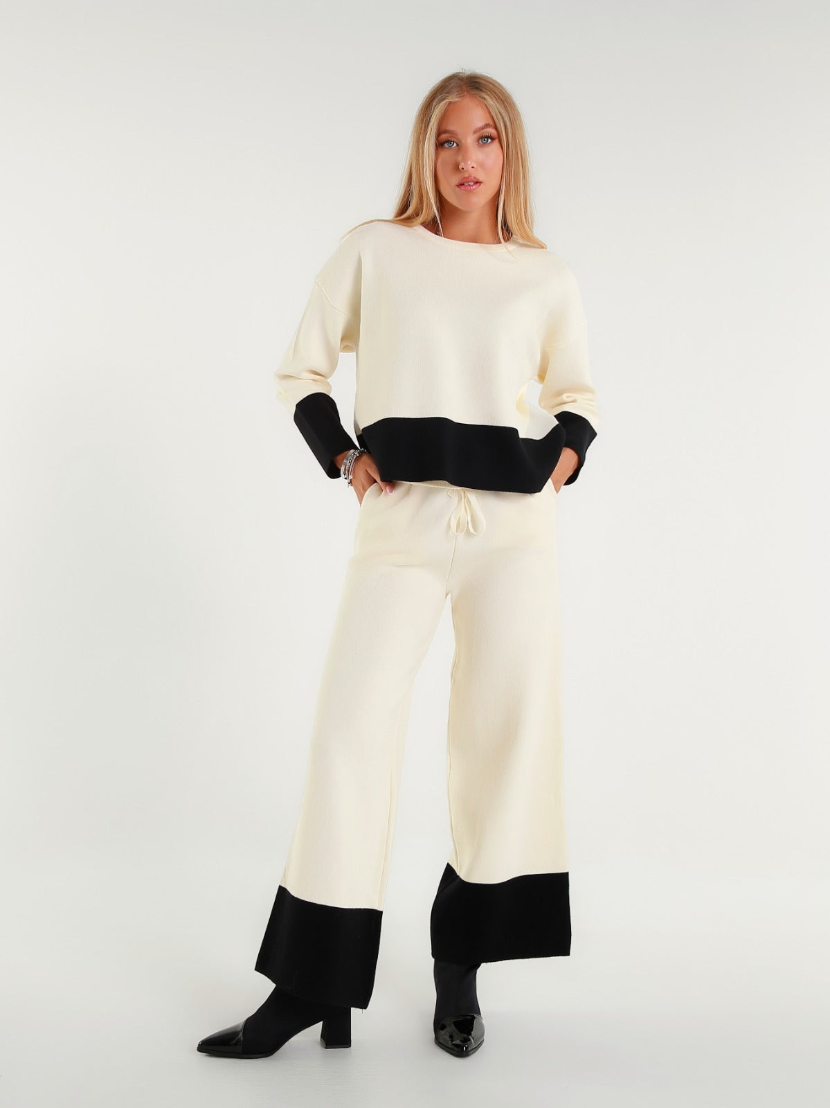 Colour Block Knit Pants