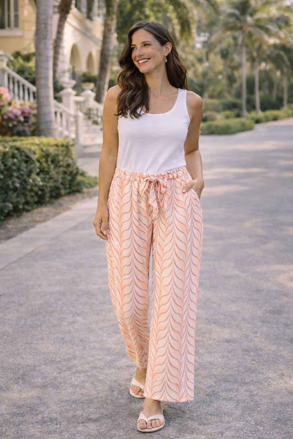 Elasticated Waist Flowy Trouser